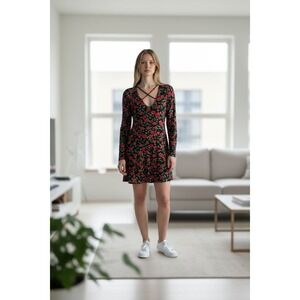 NWT Disney Princess Snow White Dress Red Rose Bell Sleeves Womans Size‎ M Lined